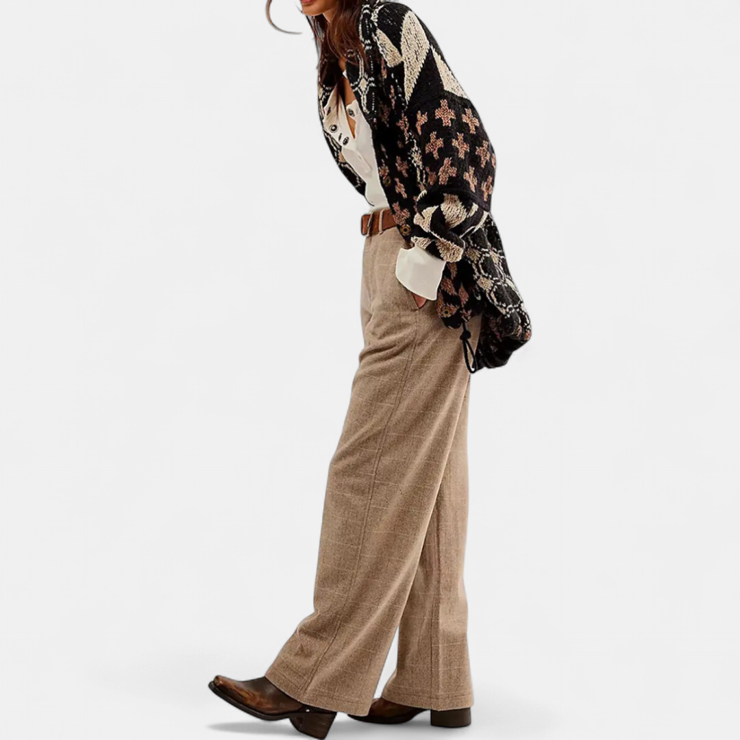 YARA™ – Y2K Abstract Print Knit Cardigan