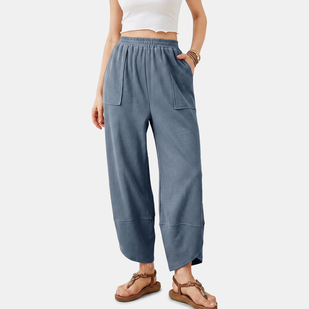 Women's Wide Leg Ribbed Knit Cropped Pants with Patch Pockets