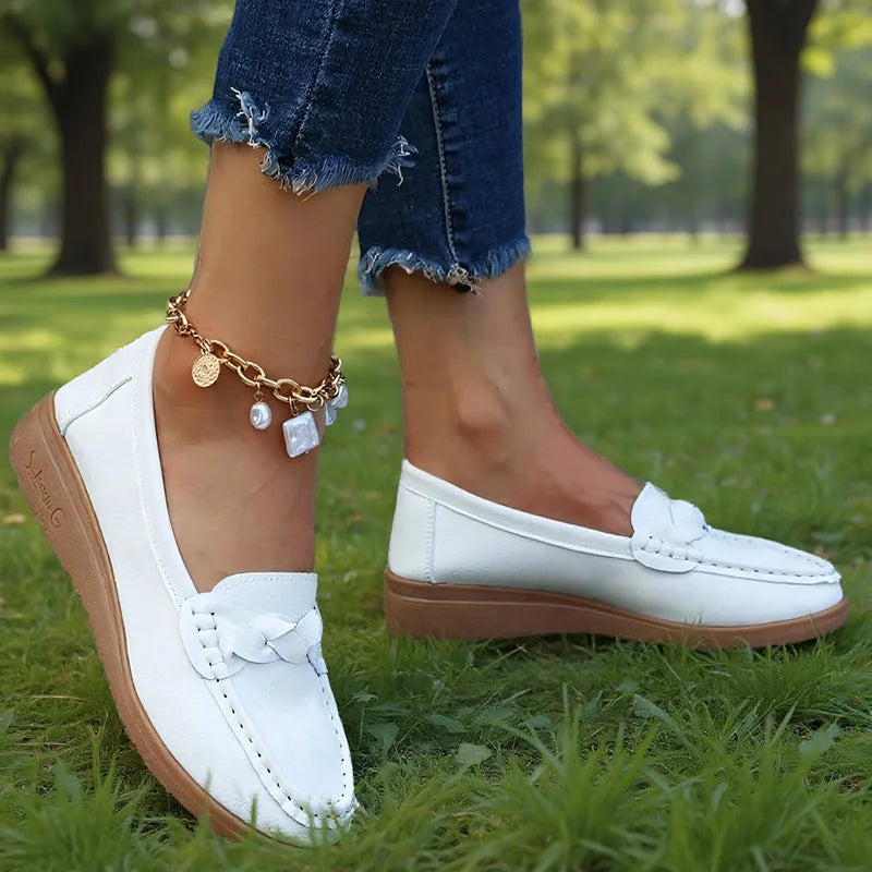 Ariella Loafers White